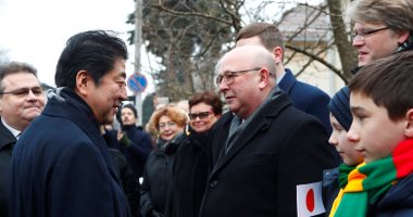 رئيس الوزراء اليابانى يزور ليتوانيا ضمن جولته الأوروبية (صور)