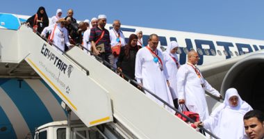 اليوم.. مصر للطيران تنظم 12رحلة للأراضى المقدسة لنقل 2730 حاجا