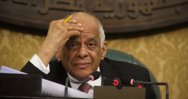 استقبال حافل للوفد البرلمانى المصرى برئاسة على عبد العال لدى وصوله البحرين