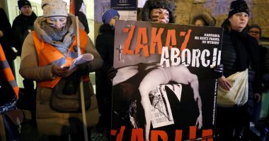 صور.. مظاهرة نسائية فى بولندا ضد قانون تجريم الإجهاض
