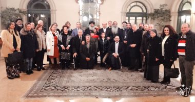 سفير مصر في إيطاليا يلتقى أسقف تورينو وروما بمقر السفارة