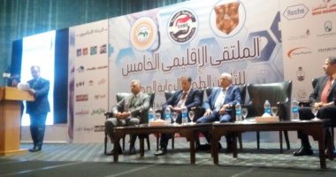 علاء الزهيرى: قانون "التأمين الطبى الشامل" هدية الحكومة لشعب مصر