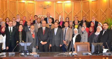 تخريج الدفعة الأولى من قيادات الصف 2 و 3 من أعضاء تدريس جامعة الإسكندرية