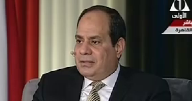 نائب رئيس جامعة بنى سويف: السيسي وضع روحه على كفه من أجل مصر