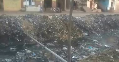 مصرف مياه مجارى بقرية منشأة عزت بالدقهلية يثير غضب الأهالى