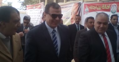 صور.. وزير القوى العاملة يصل المنيا للمشاركة فى مؤتمر مصر أمانة بين إيديك
