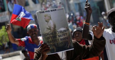 صور.. مظاهرات فى هايتى تحت شعار "ترامب الرئيس الأكثر عنصرية على الأرض"