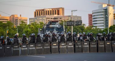 الشرطة البرازيلية تدفع بتعزيزات أمنية بمحيط ملعب ماراكانا فى نهائى كأس ليبرتادوريس