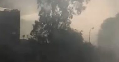 فيديو.. مصرع 3 أشخاص وإصابة 2 فى حريق مخزن مواد نفطية بمياء جنوب إيران