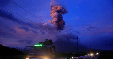 صور.. نزوح الآلاف فى الفلبين بسبب ثوران بركان مايون