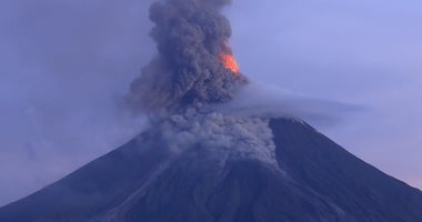 رفع مستوى الإنذار من بركان يابانى بعد أسبوع من ثوران آخر