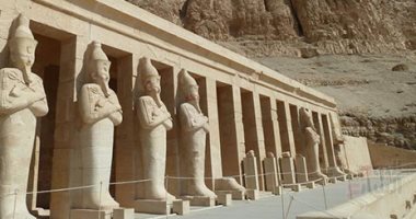 مخرجان إنجليز ينظمان زيارة للأقصر للتعرف على المعالم الفرعونية