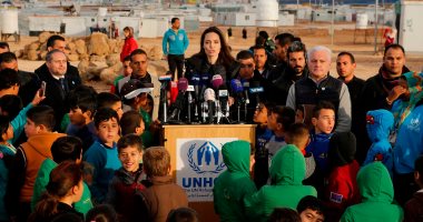 صور.. أنجلينا جولى تتفقد مخيم الزعترى فى الأردن وتدعو مجلس الأمن إلى التحرك