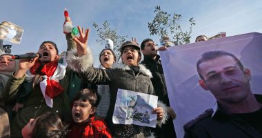 صور.. الأكراد يتظاهرون فى القامشلى ضد انتهاكات أردوغان بعفرين السورية