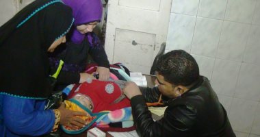 صور.. الكشف على 963 من المواطنين بمستشفى أخميم بسوهاج