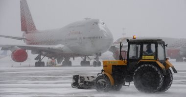إلغاء 115 رحلة فى مطار هيثرو بلندن بسبب الثلوج