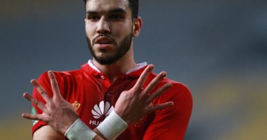 وليد أزارو مهاجم الأهلى يغيب عن حفل جائزة أفضل لاعب مغربي الليلة