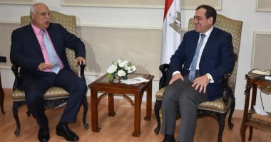 وزير البترول يستقبل رئيس كويت انرجى لبحث برامج عمل الشركة فى مصر