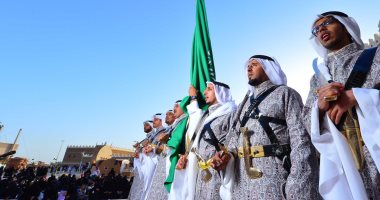رؤساء بعثات دبلوماسية وعائلاتهم بالسعودية يزورون مهرجان الجنادرية
