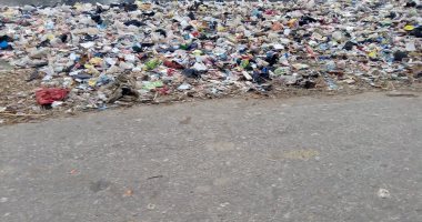 انتشار القمامة فى شوارع الخانكة يثير غضب أهالى القليوبية