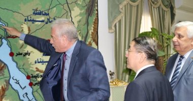 صور.. محافظ جنوب سيناء يلتقى سفير الصين ويهنئه بنجاح عيد الربيع