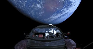 إيلون موسك ينشر آخر صورة لسيارة تسلا فى الفضاء