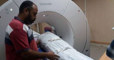 صور.. "الآثار" تجرى أشعة مقطعية على 6 مومياوات بمستشفى أسوان الجامعى
