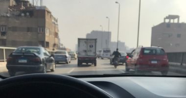 قارئ يرصد سرعة جنونية لسيارات النقل الثقيل على طريق بورسعيد نهارا