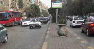 النشرة المرورية.. كثافات مرتفعة بمحاور وطرق القاهرة والجيزة