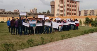 طلاب مدرسة المتفوقين كفر الشيخ يطالبون وزارة التعليم بسرعة الرد على مطالبهم