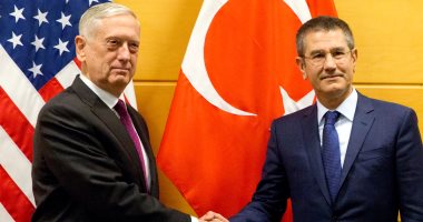 صور.. وزير الدفاع الأمريكى يحث تركيا على إبقاء التركيز صوب قتال داعش