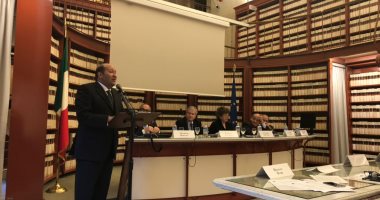 سفير مصر بإيطاليا: التعاون بين القاهرة وروما فى مكافحة الهجرة نموذج يحتذى به