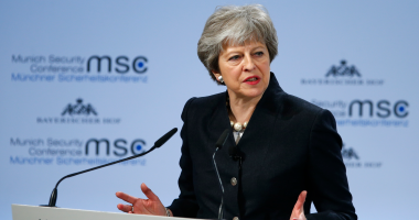 رئيسة وزراء بريطانيا تبدى استعدادها لمشاركة بلادها عسكريا فى قصف سوريا