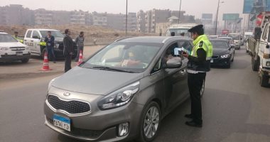 حملات مرورية في القاهرة والجيزة لرصد السيارات المخالفة