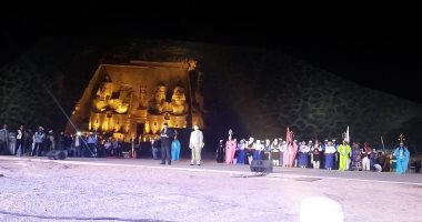 15 فرقة دولية ومحلية يقدمون عروضًا أمام "أبو سمبل" ليلة تعامد الشمس على المعبد