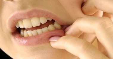  علاج ألم الأسنان جراحة أو أدوية