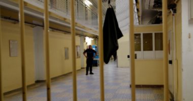وزارة العدل الفرنسية تخطط لتدابير جديدة لمنع تفشى فيروس كورونا فى السجون