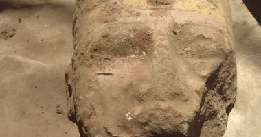 وزارة الآثار  تعلن الكشف عن أجزاء من تمثال للملك رمسيس الثانى بأسوان