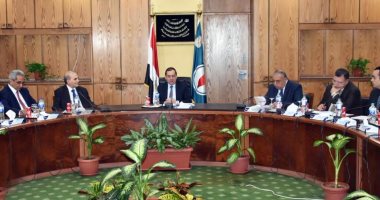 وزارة البترول تشكل مجموعة عمل لبحث التعاون مع مؤسسة النفط الليبية
