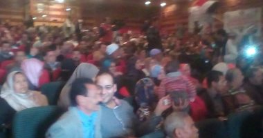 صور.. عمال المنيا يعلنون تأييدهم للسيسى فى مؤتمر كلنا معاك من أجل مصر