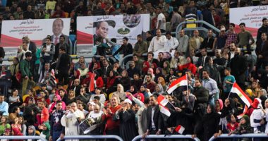 نساء مصر يدعمن الرئيس السيسي فى مؤتمر جماهيرى باستاد القاهرة