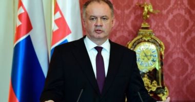 رئيس سلوفاكيا يسعى للتشاور مع الأحزاب وسط أنباء عن تشكيل حكومة جديدة