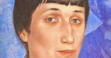 حكاية "آنا أخماتوفا" التي توقفت عن كتابة الشعر 18عاما بعد إعدام زوجها
