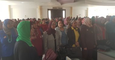 صور.. "كلنا معاك من أجل مصر" تنظم مؤتمرا جماهيريا لدعم السيسي بسمالوط