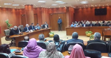محافظ بورسعيد يطلق مبادرة "إنزل شارك" لحث المواطنين على المشاركة فى الإنتخابات