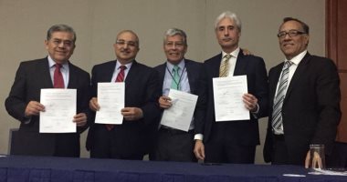 جامعة أسيوط توقع اتفاقية تعاون مع جامعتى برشلونة والمكسيك فى مجال الطبى
