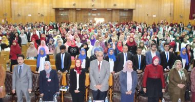 افتتاح الملتقى العلمى السابع عشر لاتحاد طلاب الصيدلة بجامعة المنصورة