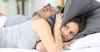 نوم بدون إزعاج.. 5 طرق تساعدك على إيقاف الشخير