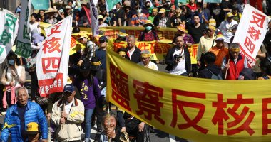 صور.. مظاهرات حاشدة فى تايوان احتجاجًا على استخدام الطاقة النووية