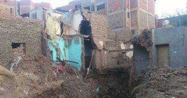 صور.. التفاصيل الكاملة لمصرع عامل نتيجة انهيار منزل بقرية الدير بطوخ